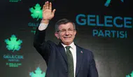 Ahmet Davutoğlu, Gelecek Partisi’ni feshederek aktif siyaseti bıraktığını ilan etti