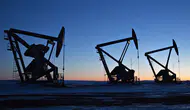 Brent petrol fiyatları yüzde 5,8 düşerek 80 dolara indi