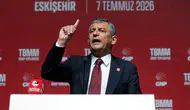 Özel, Trump'ın uçağı inerken konuştu: Anıtkabir'e gitmeyen bir başkana bu karşılama neden?