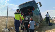 Niğde otoyolunda yolcu otobüsü yoldan çıktı: Yaralılar var