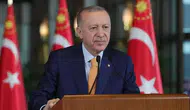 Erdoğan: Türkiye insani yardımda dünyaya örnek olmayı sürdürüyor
