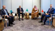 Hakan Fidan Amman'da Ürdün Kralı II. Abdullah ile bir araya geldi