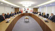 YENİ Parti MYK'de fon krizi ve çifte standart tepkisi