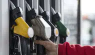 Benzine 4,15 TL, motorine 3,60 TL ve LPG'ye 9 TL zam beklentisi
