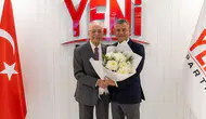 Murat Karayalçın CHP'den istifa ederek YENİ Parti'ye geçti
