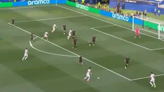 TRT spikeri Dünya Kupası maçında takımları karıştırdı