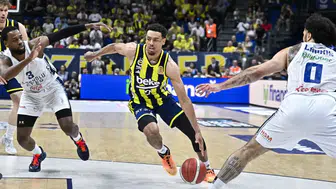 Fenerbahçe Beko’dan final için dev adım! Seride farkı ikiye çıkardı...