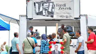 Büyükşehir’den Ferdi Zeyrek Anısına 17 İlçede Lokma Hayrı