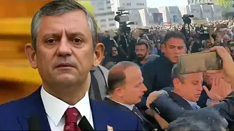 Özgür Özel Durmaz'ı protestocuların arasından makam aracıyla aldı
