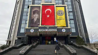 Buca Belediyesi’nde Duman döneminden kalan son isim görevi bıraktı, 4 yeni başkan yardımcısı atandı