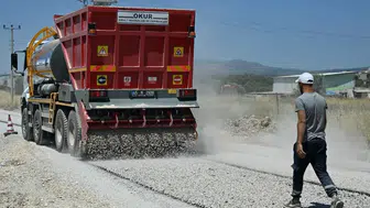 Muradiye ve Karaali’de Asfalt Çalışmaları Hız Kesmeden Sürüyor