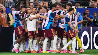 İlk finalist İspanya: Fransa'yı 2-0 geçti