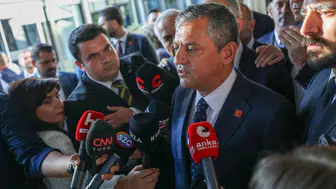 CHP lideri Özgür Özel: "İktidara yürümek üzere illerimize dağılıyoruz"
