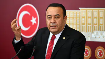 Adnan Beker CHP üyeliğinden istifa ettiğini açıkladı