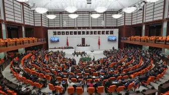 YENİ Parti İzmir milletvekilleri 'Çerçeve Yasa' oylamasında ikiye bölündü: Yasa Meclis'ten geçti