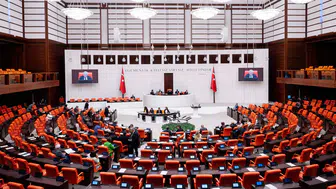 Terörsüz Türkiye teklifi komisyonda izdiham ve tartışmalarla başladı
