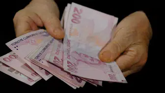 Emeklilik dilekçesi için kritik yıl: 2027'ye erteleyen daha az maaş alacak