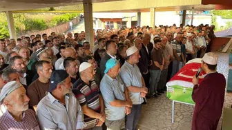Beypazarı'ndaki maden kazasında hayatını kaybeden işçi toprağa verildi