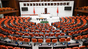 YENİ Parti, 1 Ekim Meclis açılışında resepsiyona katılmayacak ve Erdoğan’ın girişinde ayağa kalkmayacak