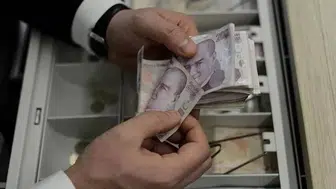 AYM, memur emeklilerinin seyyanen zam talebini kabul edilebilir buldu