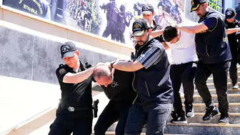 İBB'de yeni operasyon: Satın alma ve mali işler yöneticileri gözaltında