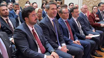 Bakan Bayraktar: Türkiye 2053'te Karbon Nötr Ekonomi Olacak, ENI ile Büyük Anlaşma Geliyor