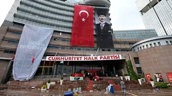 CHP MYK, Tarsus Belediye Başkanı Boltaç ve iki İBB üyesini disipline sevk etti