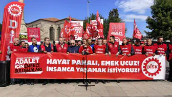 DİSK Başkanı Çerkezoğlu: Asgari ücretlinin 6 bin yılda kazandığını fonlarla 4 ayda elde ettiler