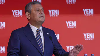 Özel'den Çelik'e Nacar sorusu: Tanıyor musun, tanımıyor musun?