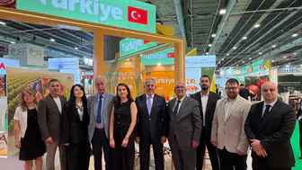 Yaş meyve sebze ihracatçılarından Madrid çıkarması... Türk yaş meyve sebzeleri Madrid’de görücüye çıktı