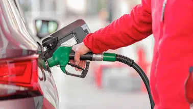 Motorinde beklenen indirim pompaya yansımayacak