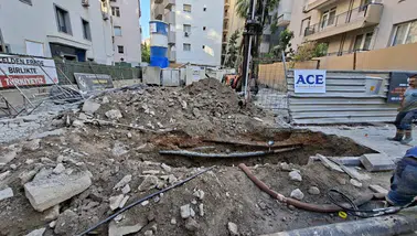 Kazı hatası Alsancak'ı susuz bıraktı