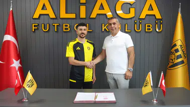 Altar Han Hidayetoğlu Aliağa FK'da