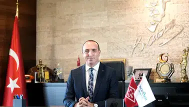 Özel'e 'Genel Başkanım' dediği için disipline sevk edilen Cem Kotan CHP'den ayrıldı