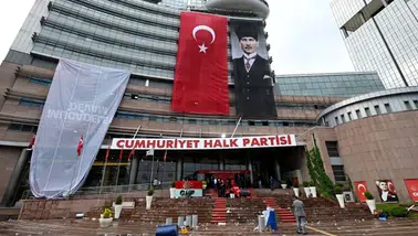 CHP MYK, Tarsus Belediye Başkanı Boltaç ve iki İBB üyesini disipline sevk etti