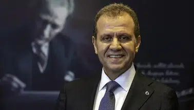 Mersin Büyükşehir Belediye Başkanı Vahap Seçer tutuklandı