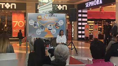 Agora Sohbetleri'nde 'Aile ile Oyun Terapisi' Konuşuldu