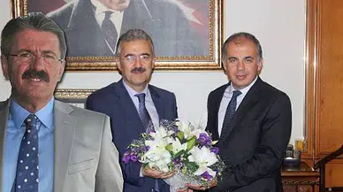 CHP'li Özen'den İzmir Valisi'ne Manidar Davet!
