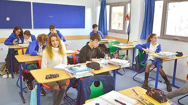 Hayalinin Peşine Paris’e