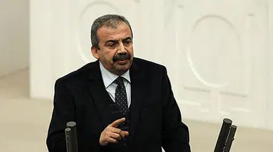 Sırrı Süreyya Önder Siyaseti Bırakıyor