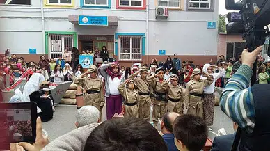 Büyükçiğli İlkokulunda Çanakkale Zaferi Coşkusu