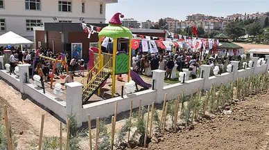 Yağmur Çocuk Aktivite ve Oyun Merkezi açıldı