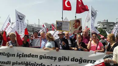 Atatürk'e Hakaretlerin Edildiği TV Net Kanalı Önünde Eylem