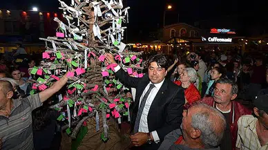 Foça'da 'Hıdırellez' Neşesi
