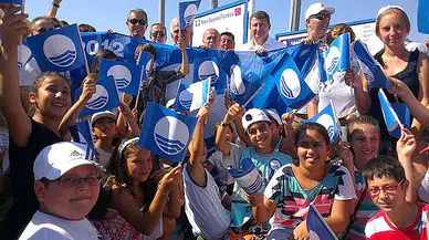 İzmir'de Mavi Bayrak Gururu