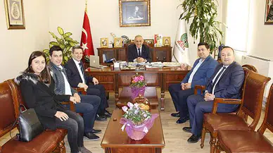 Genç Girişimciler Başkan Mahmut Badem’i ziyaret etti