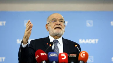 Karamollaoğlu: Krize 'yok' demekle ekonominin düzelmesi mümkün değil