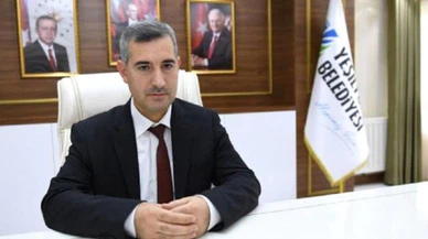 AK Partili başkan makam araçlarını toplattı