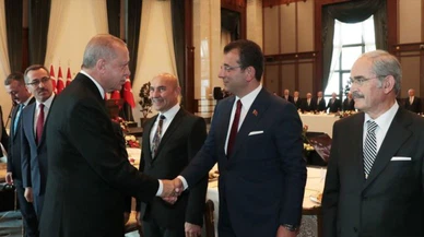 Selvi: İmamoğlu, Erdoğan'la bir araya geldiği toplantıda koltuğu kırılınca 'Burada da koltuğa ağır geldik' dedi