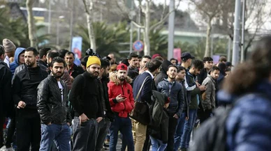 Bolu Belediye Başkanı Özcan: Edirne'ye gitmek isteyen mültecilere ücretsiz otobüs verilecek
